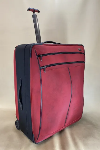 Victorinox Werks Traveler Upright 27” Wheeled Suitcase Red/Black Large Luggage