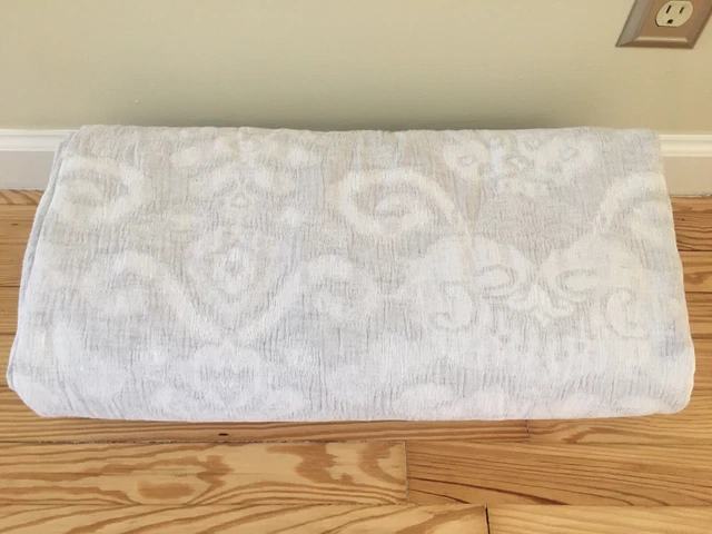 Restoration Hardware Italian Textural Jacquard King linen duvet cover Gray/White