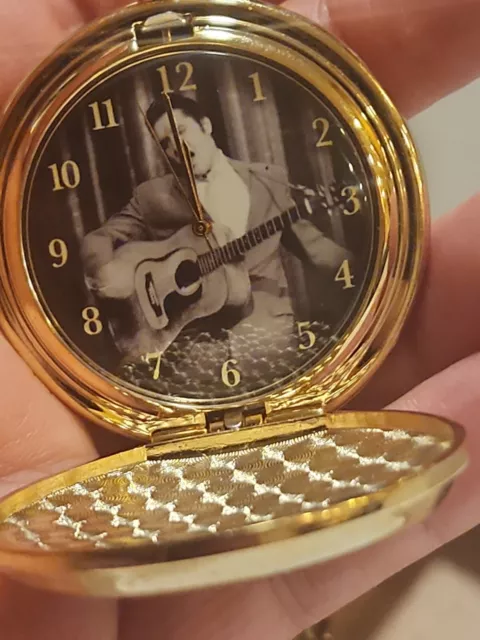 50th ANNIVERSARY Elvis PRESLEY Hound Dog Pocket Watch With Sound need batteries 3