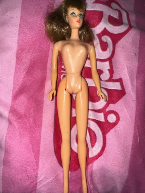 Vintage Mattel Barbie 1967 Brunette (TNT) Twist n Turn Barbie Doll