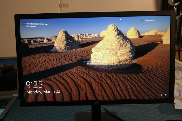 LG UltraFine 4K with USB-C 22MD4KA-B LG 22MD4KA-B UltraFine 4K