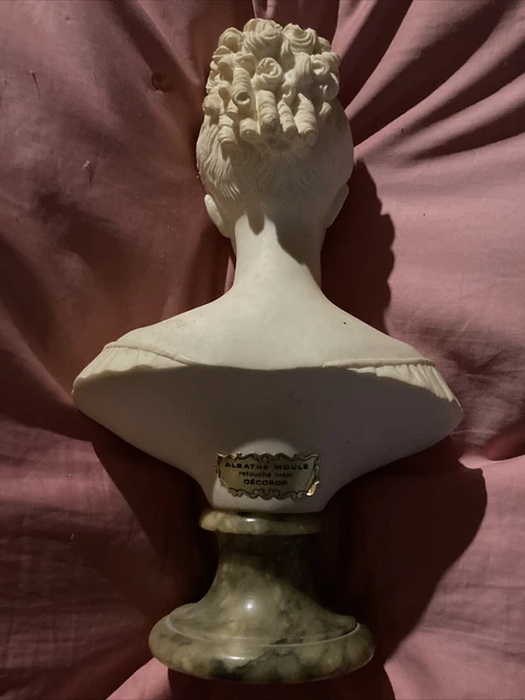 Ancien Buste de Femme en Plâtre Art Déco Bienvenue - Vintage French Finds Ancien Buste de Femme en Plâtre Art Déco Bienvenue - Vintage French Finds