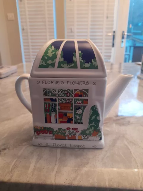 Wade English Life Teapot Flories Flowers By Barry Smith And Barbara Wooton