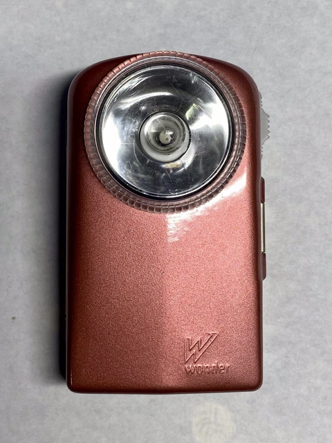 Ancienne lampe de poche wonder cesar / tôle / orange / testé ok