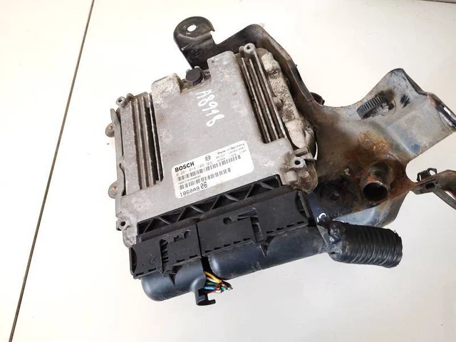 Calculateur Moteur ECU Toyota 8966142C10 Pour RAV-4 2006 - Occasion Bon état