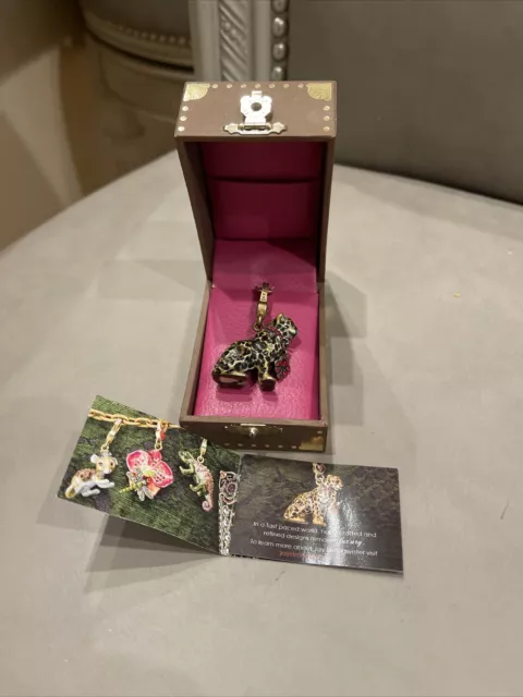 JAY STRONGWATER Leopard MARA CHARM SWAROVSKI Crystals Never Used Only Displayed