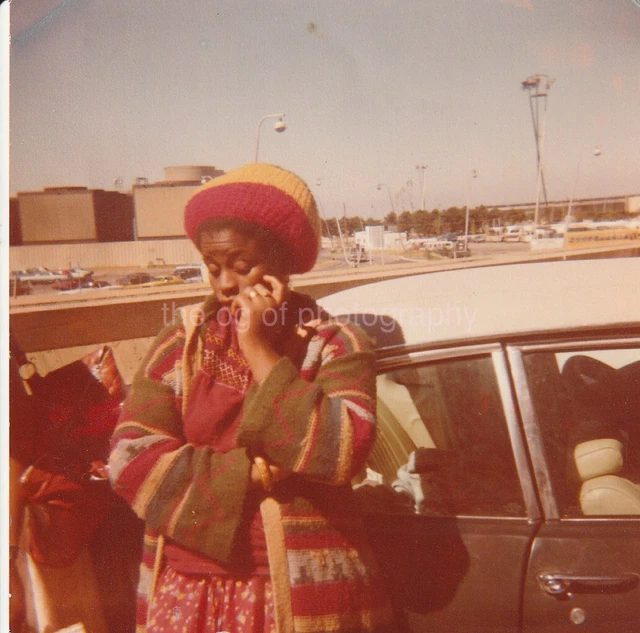 FOUND PHOTOGRAPH Color FREE SHIPPING Original Snapshot VINTAGE 96 8 S