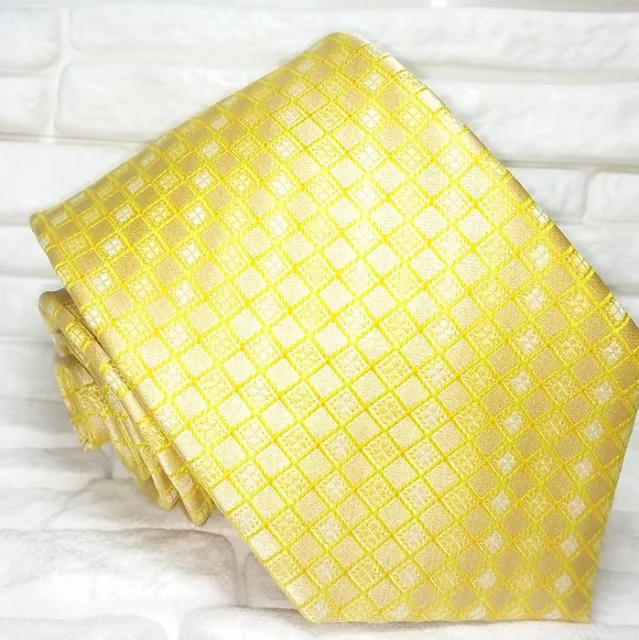 Cravatta uomo giallo Oro geometrica 100% seta made in Italy business evento