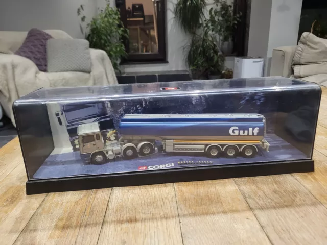 Corgi 75101 ERF Tanker Gulf Oil 1/50 scale