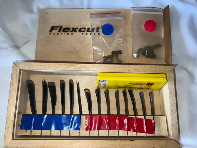 Juego de herramientas de tallado de 14 piezas Flexcut RG100 Power Gouge - caja abierta