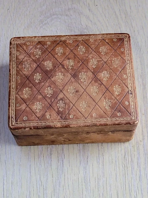 Ancienne Boîte à Jeux De Cartes – Cuir Et Bois – Bon état