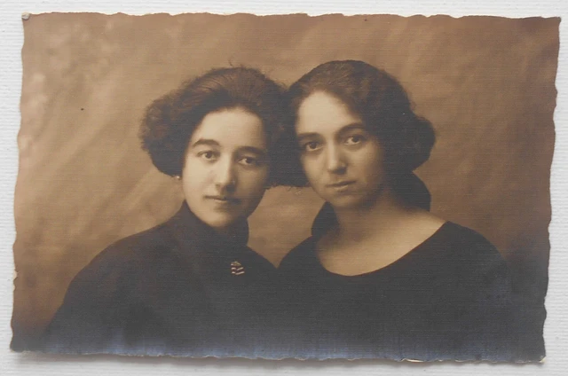M. Saccono Torino Fotografia Cartolina Ritratto Ricordo Due Sorelle O Amiche