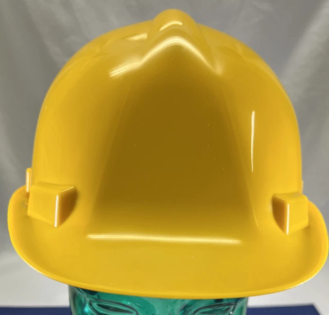 Pyramex Style HARD HAT 4-POINT Ratchet Suspension Construction OSHA Safety Hat