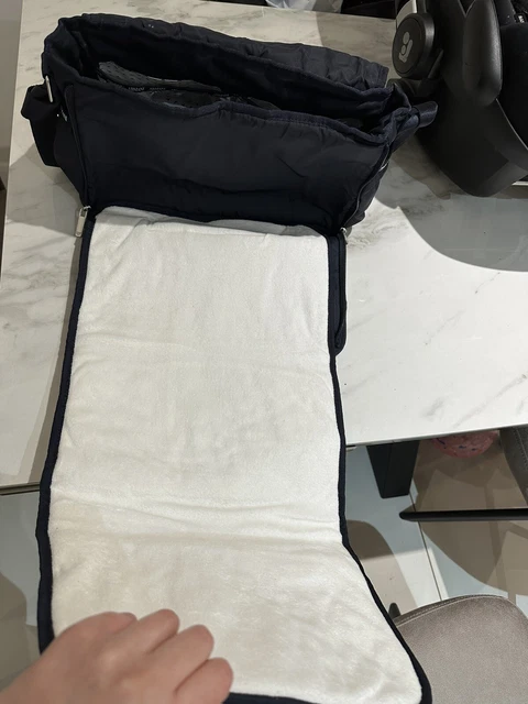 Armani baby changing bag 3