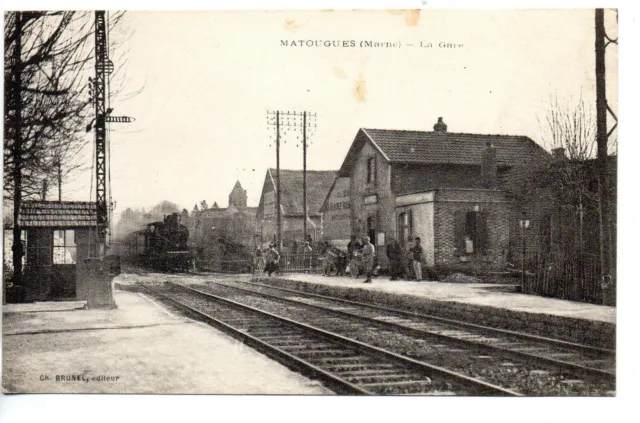 MATOUGUES - Marne - CPA 51 - La Gare - Le train arrive en gare