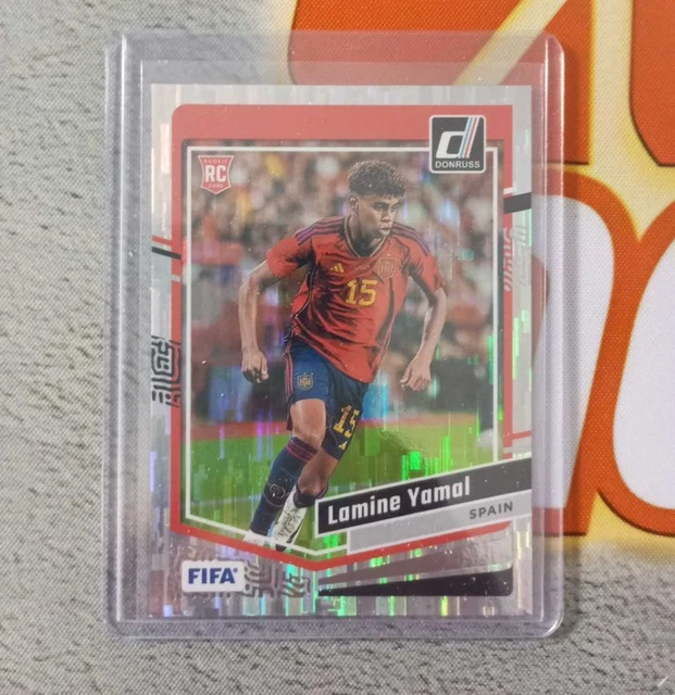 2023-24 Panini Immaculate Soccer Lamine Yamal RC Silver 16/60