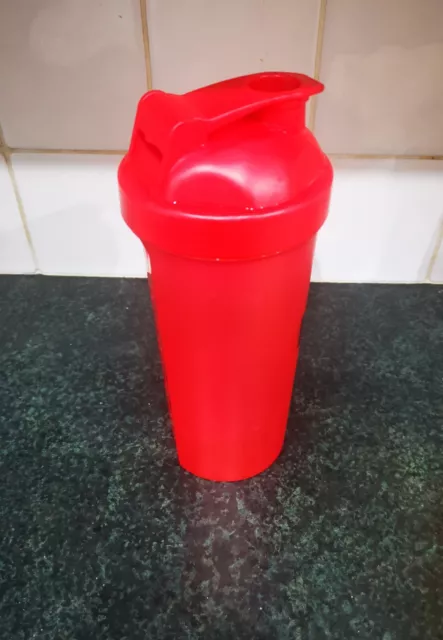 Shaker Proteico Rosso Usato 1 Shaker Proteico Rosso Usato 1