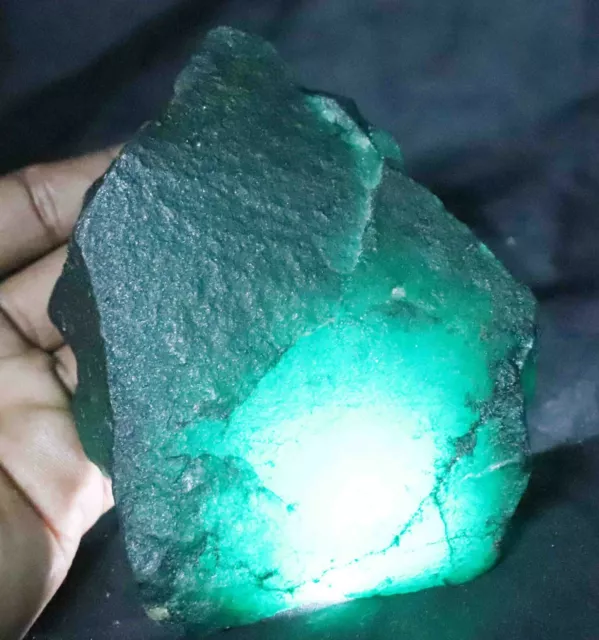 Green Emerald Uncut Rough Chunk 3300 Ct Colombia Egl Certified Loose Gemstone