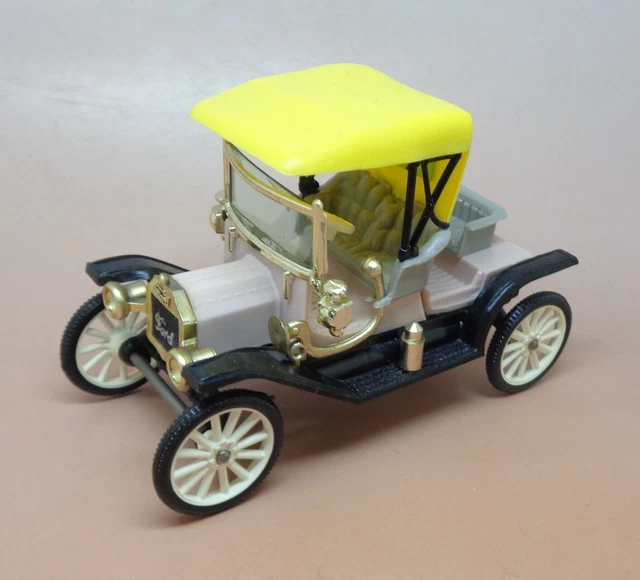 Jouet Ancien En Tôle - Tacot Mécanique Ford T - Sans Marque