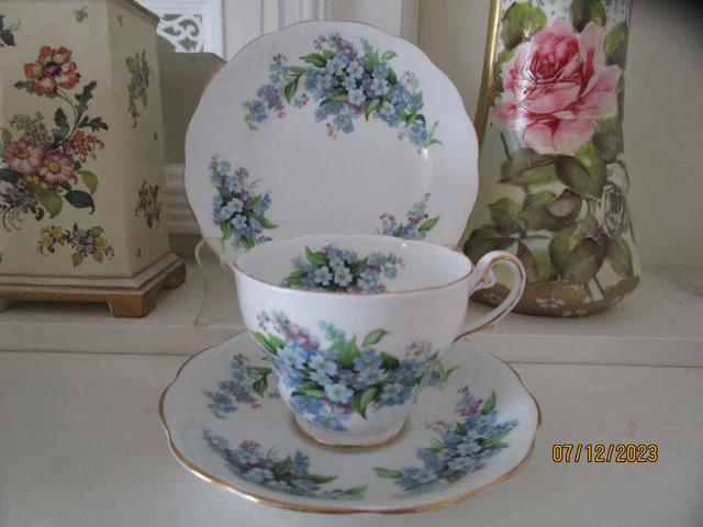 Beautiful Vintage Royal Standard Forget-Me-Not Fine Bone China Trio
