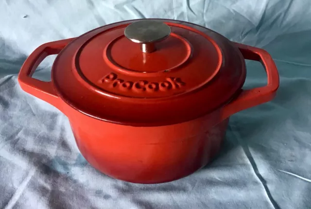 Pro Cook Volcanic Red Cast Iron Casserole Cookware Pot