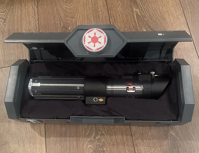 Star Wars Galaxy’s Edge Legacy Lightsaber - Darth Vader