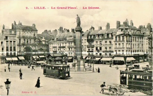 59 .. LILLE . LA GRAND'PLACE . LA DEESSE . MAGASINS .. ( Pas de trait blanc )