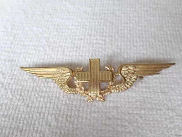 PORTUGAL LUFTWAFFE FLIEGENDER ARZT ABZEICHEN,Gr.ca. 19 X 70 MM an Nadeln !