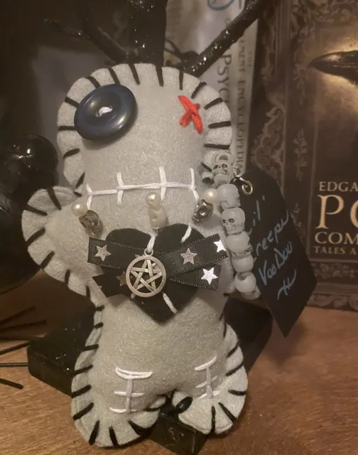 Lil Creeps Voodoo Doll & Skull Bracelet & Skull Pins 7 In Haunted Horror Poppet