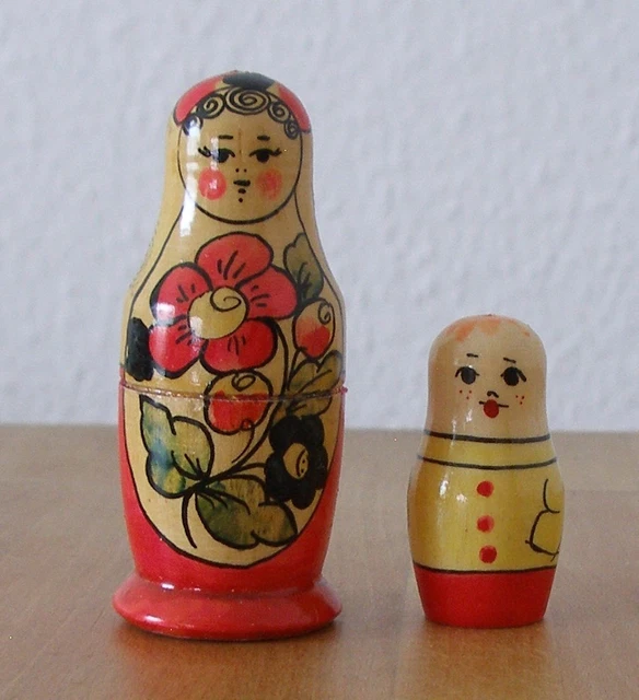 Matroschka, Matrjoschka, Babuschka, Matrioschka! Russische Holzpuppen.2 Stück!!