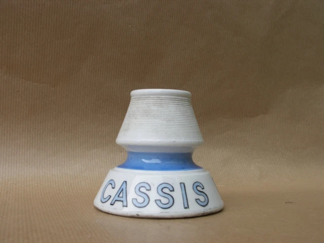 Pyrogène ancien publicitaire Mugnier Cassis en porcelaine céramique vintage bleu