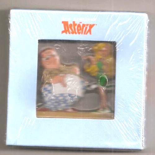 Asterix - Figurine Porcelaine Mate Eisa Années 80 - Astérix Doigt sur