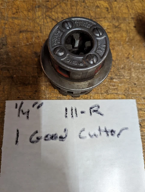 Ridgid 111-R 1/4” NPT Die Head Ratchet Hand Pipe Threader only 1 good cutter bit Ridgid 111-R 1/4” NPT Die Head Ratchet Hand Pipe Threader only 1 good cutter bit