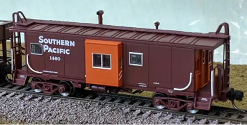 N Scale BLUFORD SHOPS 44280 SP Southern Pacific  Int. Ph 4 Bay Window Caboose