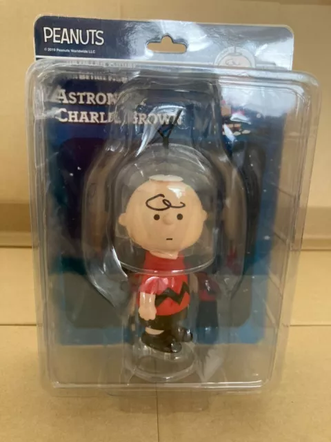 Medicom UDF-492 Ultra Detail Figure Peanuts Series 10 Astronaut Charlie Brown