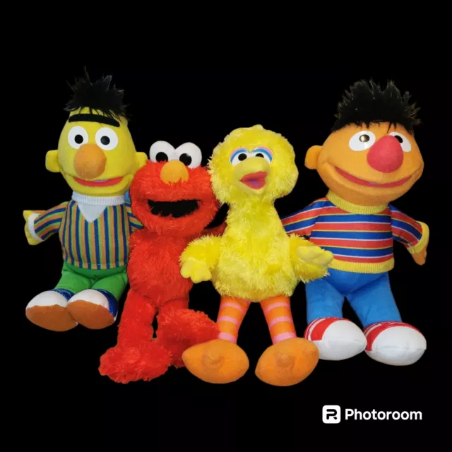 2013 Hasbro Sesame Street Plush - Lot Of 4 - Bert - Elmo - Big Bird and Ernie VG