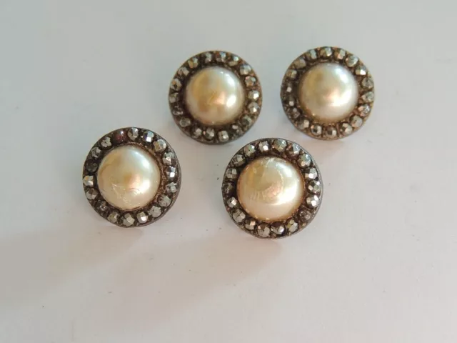 4 anciens BOUTONS en métal avec perles et clous à facettes French button 1,3 cm