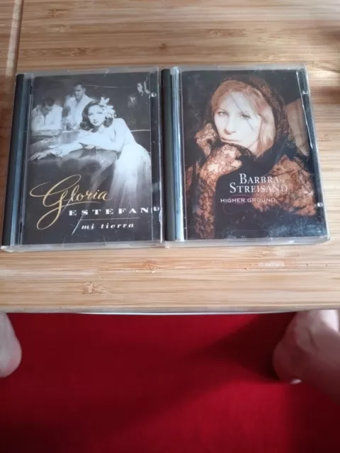 2x Mini Disc  BarbraStreisand & Gloria Estefan