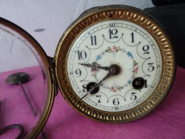 mecanisme mouvement de pendule ancien horloge carillon objet de collection