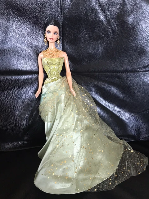 Sold at Auction: CE Style Set Collection Exotic Beauty Barbie B0149