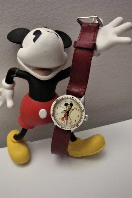 Montre De Plongée Yearling Années 70 – Remontage Manuel, France, Vintage