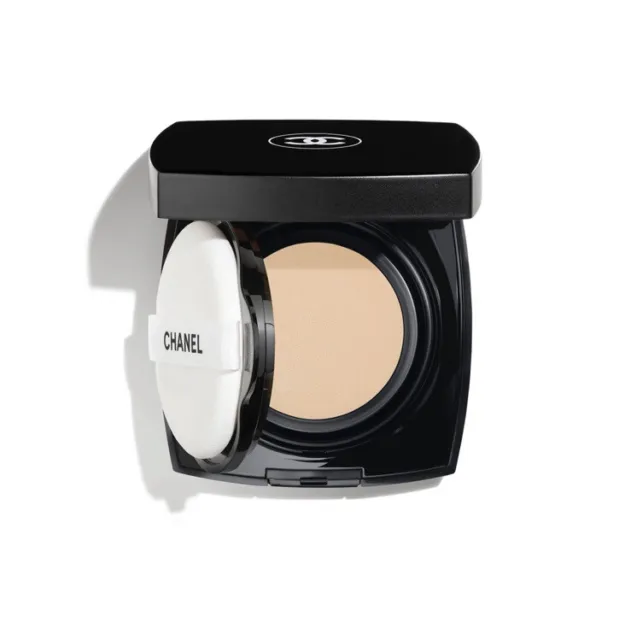 Chanel ULTRA LE TEINT Ultrawear All-Day Comfort Flawless Finish Compact  Foundation 0.45oz/13g (B20)