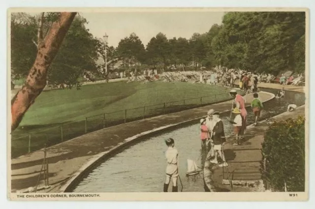 The Childrens Corner Bournemouth Dearden & Wade W.91 Postcard, C058