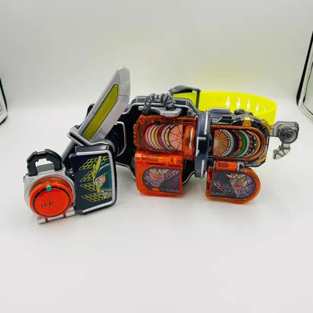 Kamen Rider Gaim DX Sengoku Driver & DX Kiwami Lock Seed Set Bandai