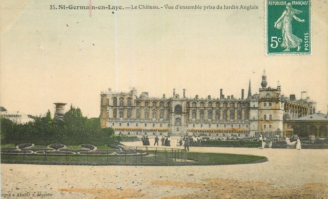 78 - St Germain en Laye - Place Thiers - Vue prise du Château - CPA
