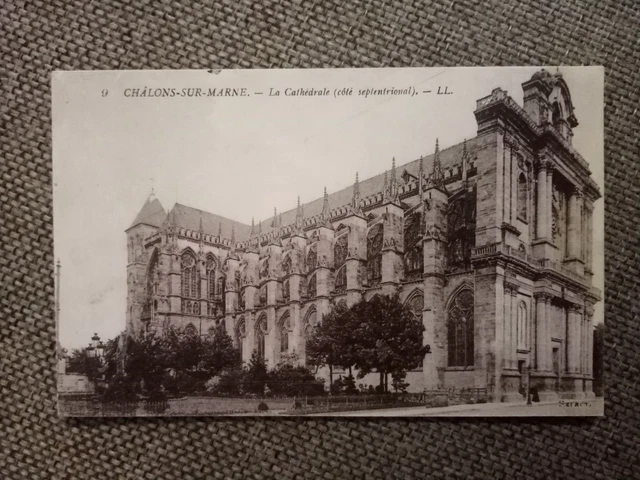 Cpa Châlons Sur Marne La Cathédrale