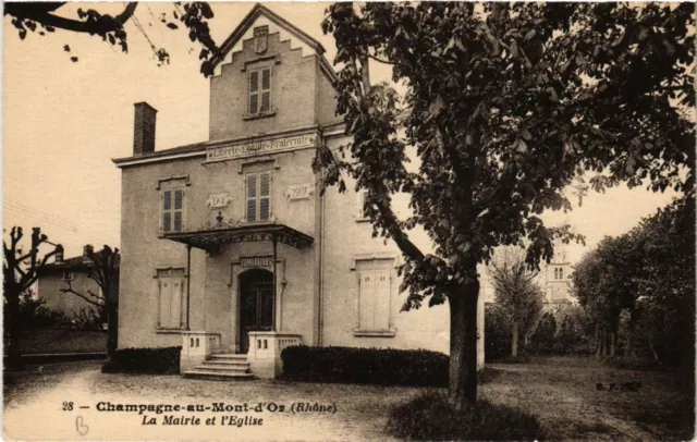 CPA CHAMPAGNE au MONT-d'GOLD La Mairie et l'Église (443875)