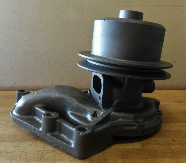1950's Hercules D198ER, D298ER 198 3.2L 4-Cyl rebuilt diesel water pump 255369D