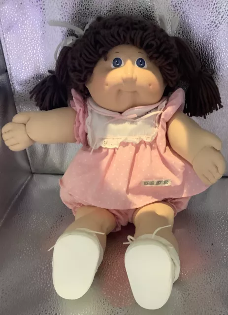 CABBAGE PATCH KIDS DOLL  Brown Hair Braids W/ Cabbage Patch Barrettes Blue Eyes