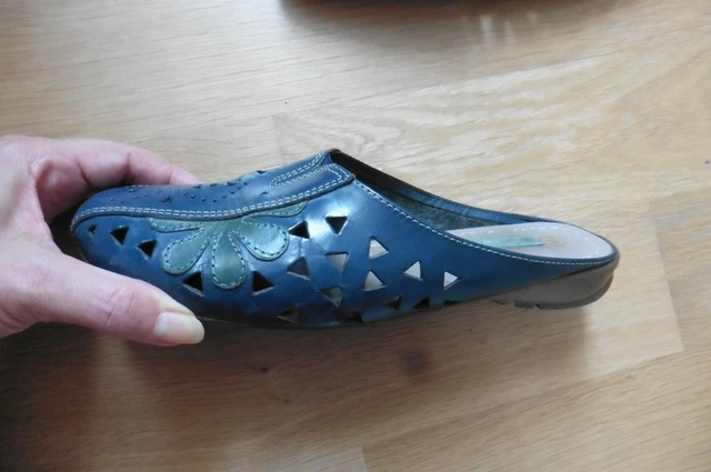 Mules à talon et brides entrecroisées